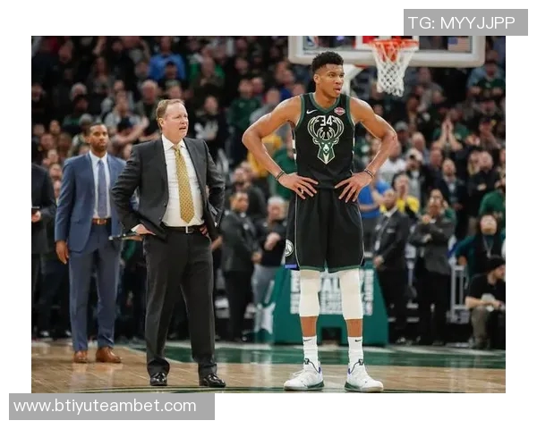 字母哥离队传闻再度升温球迷热议他何时会告别雄鹿