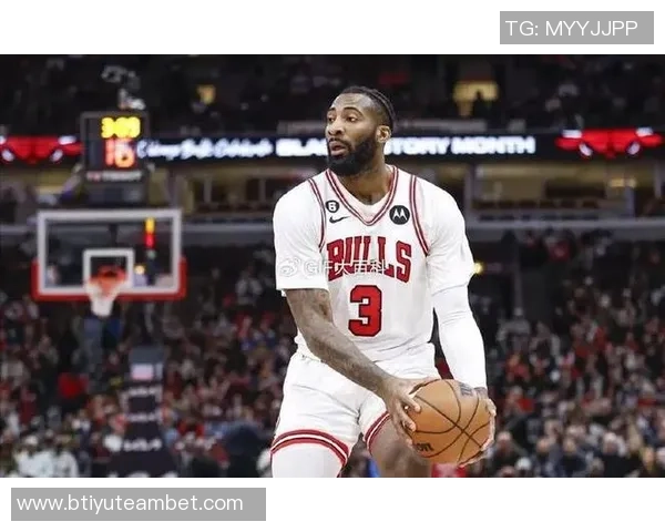 德拉蒙德半场高效发挥10分9篮板关键抢断与封盖助力球队表现出色